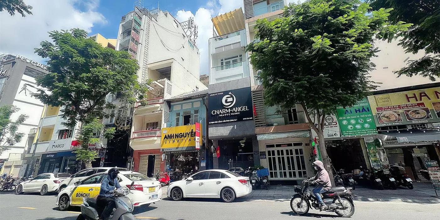 CHÍNH CHỦ BÁN NHÀ MẶT TIỀN ĐƯỜNG TRỊNH VĂN CẤN, QUẬN 1 - KHU VỰC HIẾM NHÀ BÁN - GIANG GIANG: