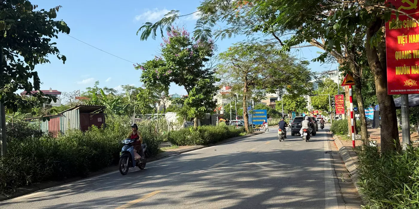 BÁN ĐẤT PHÚC LỢI, 31M ĐẤT SIÊU HIẾM, Ô TÔ ĐỖ CỬA, 10M RA ĐƯỜNG 4 LÀN Ô TÔ TRÁNH
