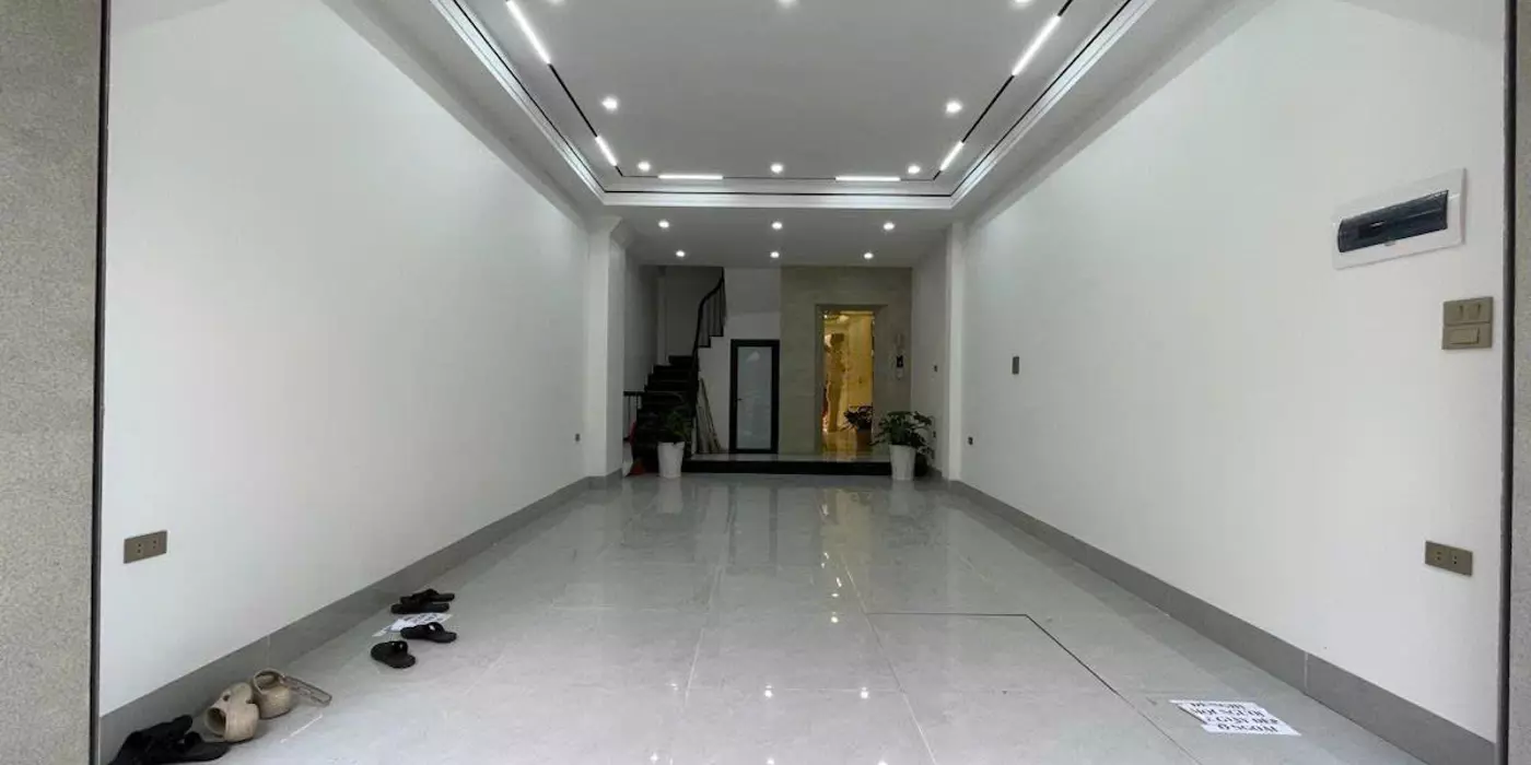 Bán nhà Nguyễn Văn Linh 45m 6 tầng thang máy MT4.2m gara ô tô nhỉnh 12 tỷ