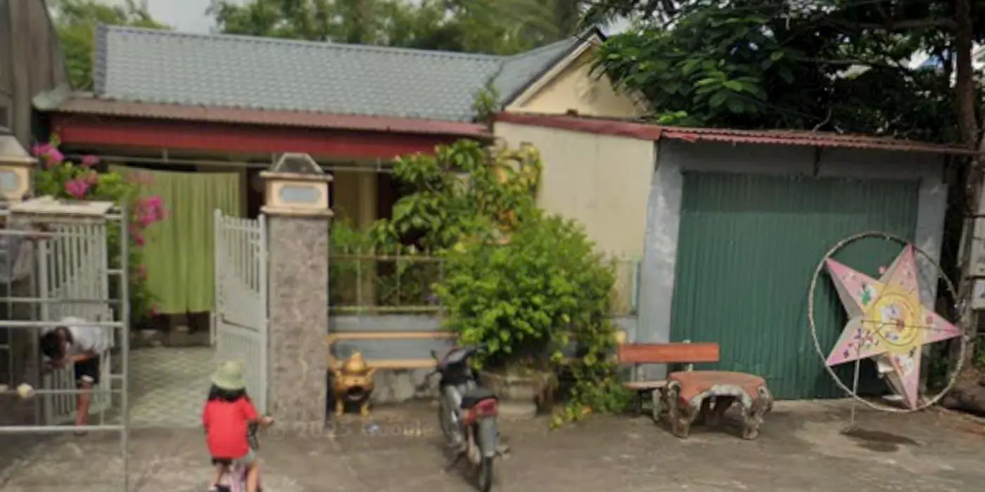 Bán nhà thổ cư, chính chủ diện tích 300m2 - Quốc lộ 1A Chợ Đón Hải Châu