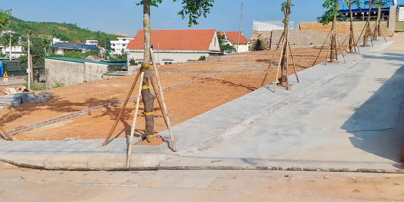 💎 PHÁP LÝ KIM CƯƠNG – GIÁ CHỈ BẰNG 1/3: ĐẤT FULL THỔ CƯ MẶT TIỀN QL18 SÁT VIN HẠ LONG XANH