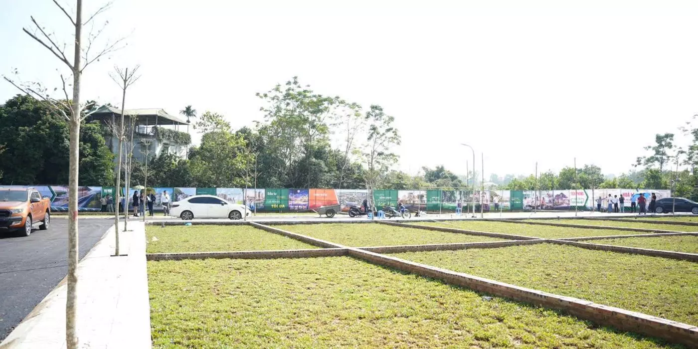 HIẾM! LÔ SIÊU PHẨM VAI RÉO PHÚ CÁT MẶT TRỤC CHÍNH 100M NHỈNH 3 TỶ ĐÓN SÓNG Q21 METRO 05
