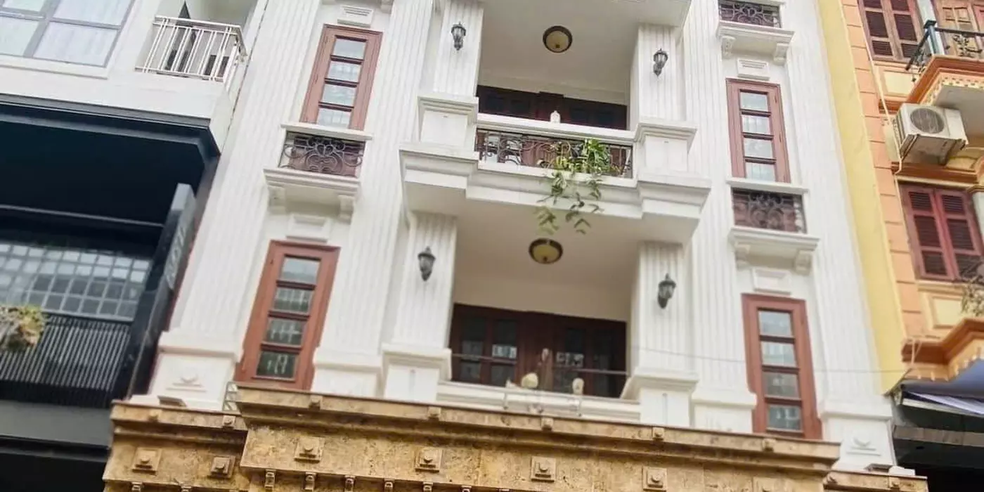 Tôi cho thuê nhà, 97m2_ 5T; Hoàng Quốc Việt, Tô Hiệu, Nghĩa Tân -49 tr