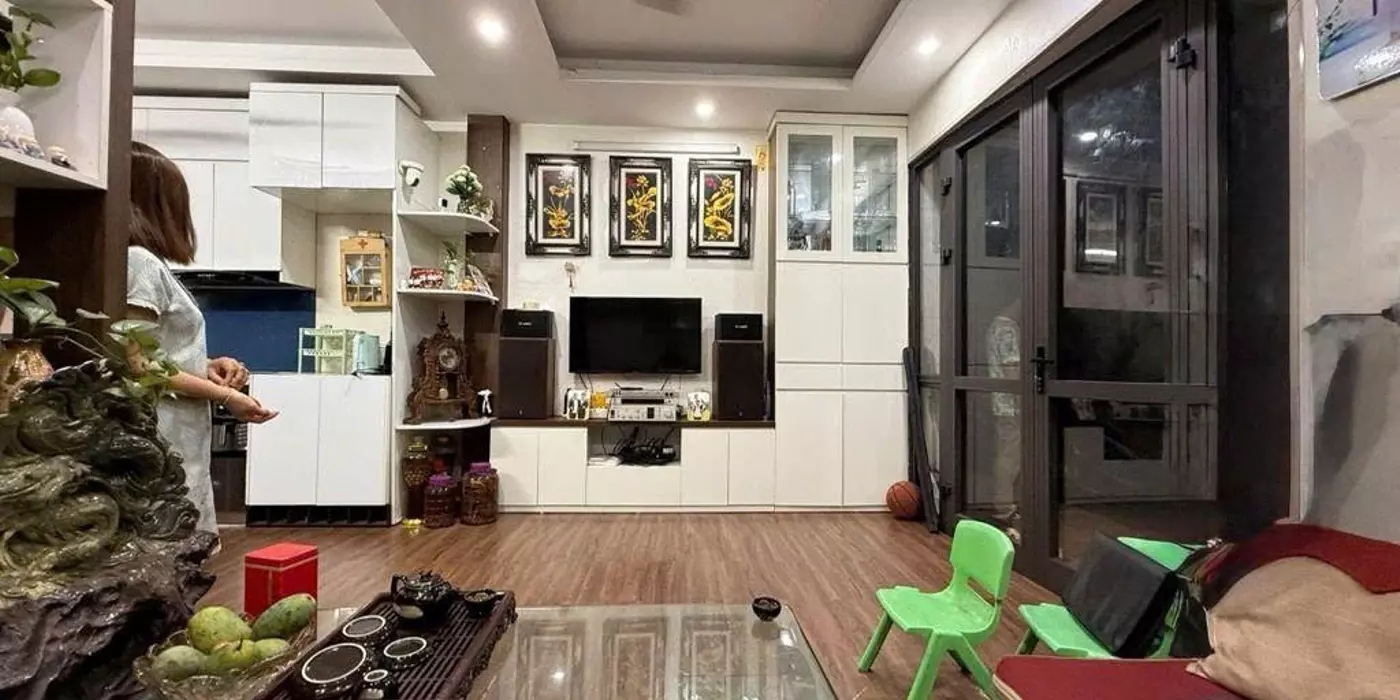 Nhỉnh 3 tỷ bán nhà vĩnh hưng 3 tầng long lanh dân xây 2 thoáng cách phố 20M hoàng mai