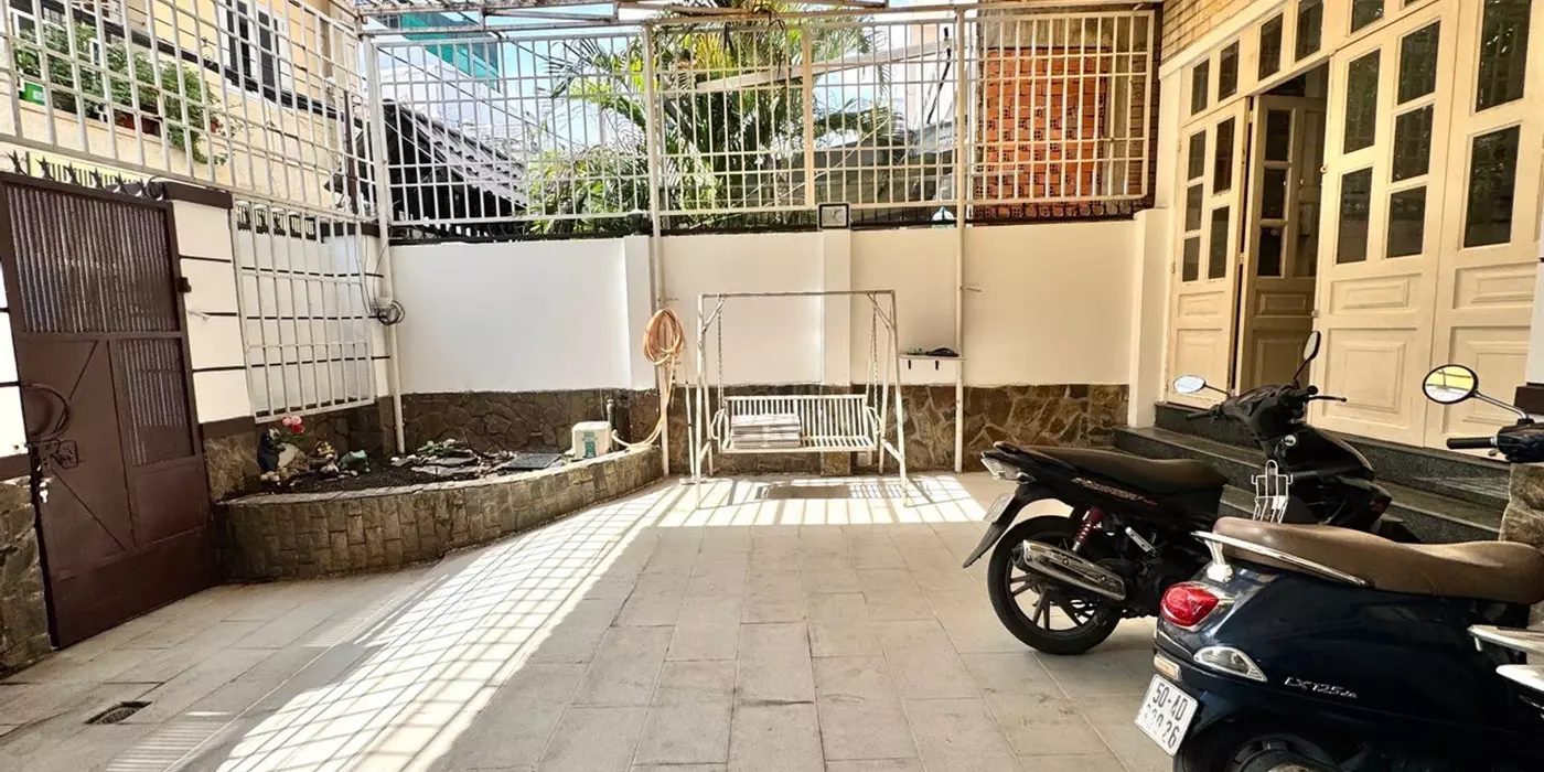 Nhà 1 ĐỜI CHỦ XƯA NAY - 115m2 (4Tầng) - Ngang bề thế (gần 7m) - OTO THÔNG - Dương Quãng Hàm, GVấp