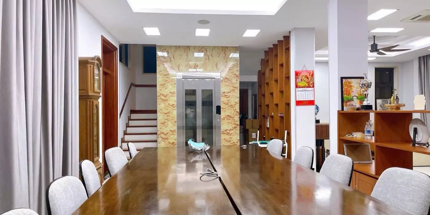 Biệt thự 5T thang máy Bắc Linh Đàm DT230m2, 68 tỷ Hoàng Mai