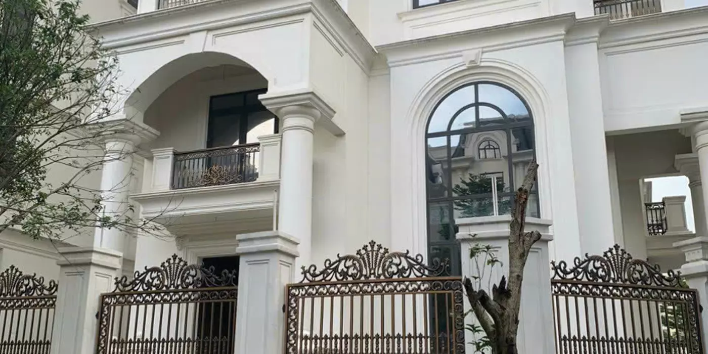 Cho thuê nhà, Chùa Bộc, Phạm Ngọc Thạch, THANG MÁY, 317m2x 4T -64 tr