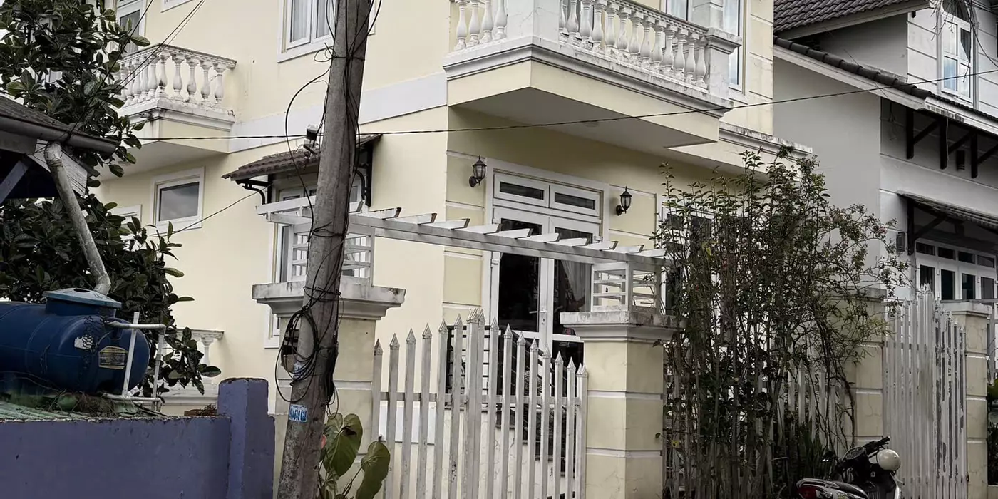 BÁN NHÀ TRUNG TÂM ĐÀ LẠT – DIỆN TÍCH HƠN 200M² – CÓ SÂN ĐẬU Ô TÔ – PHÙ HỢP Ở, KINH DOANH HOẶC ĐẦU