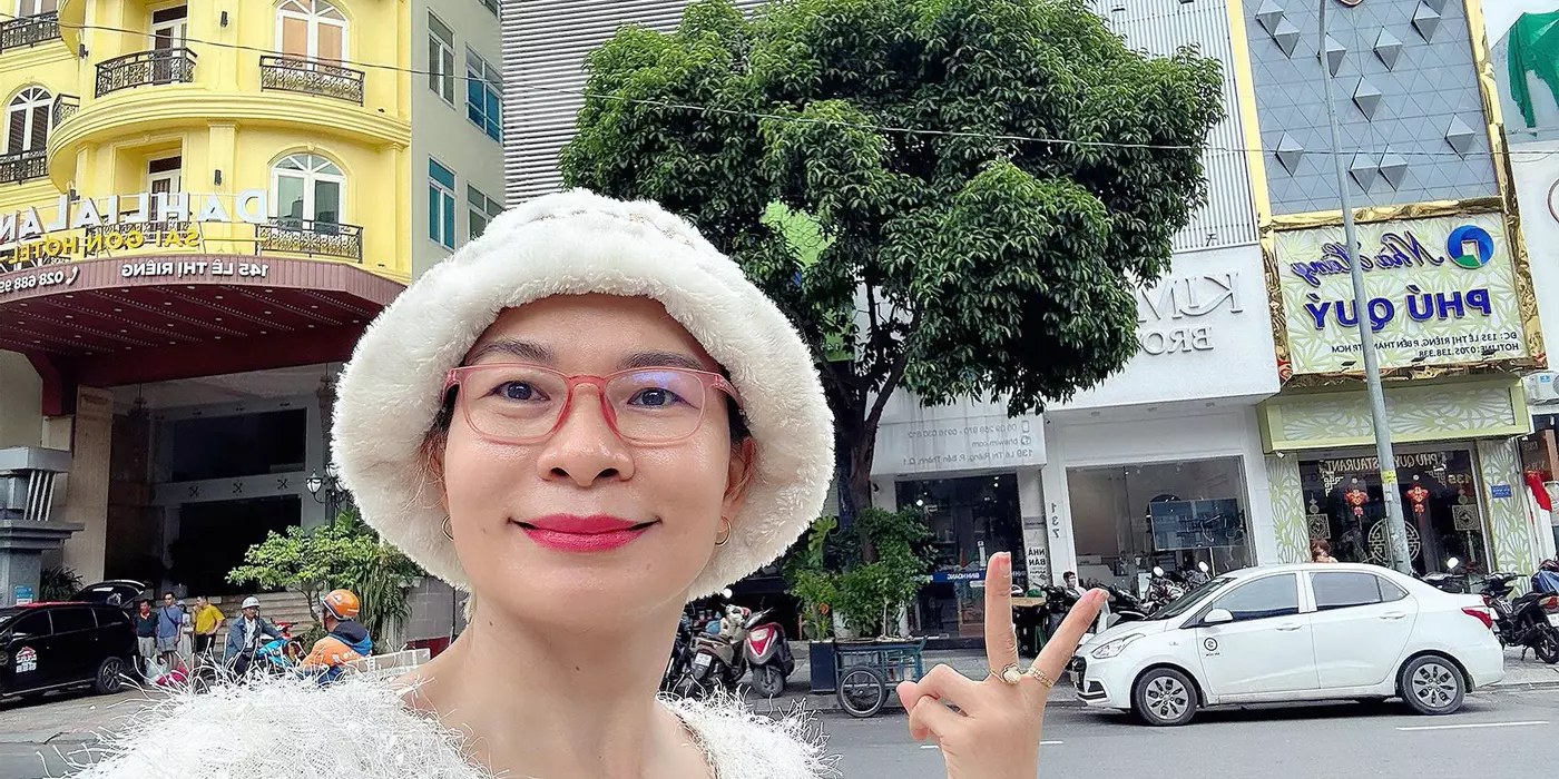 DUY NHẤT NHÀ BÁN CHỈ 22T - MẶT TIỀN 20M Đ. LÊ THỊ RIÊNG, QUẬN 1 - * Liên hệ GIANG GIANG: