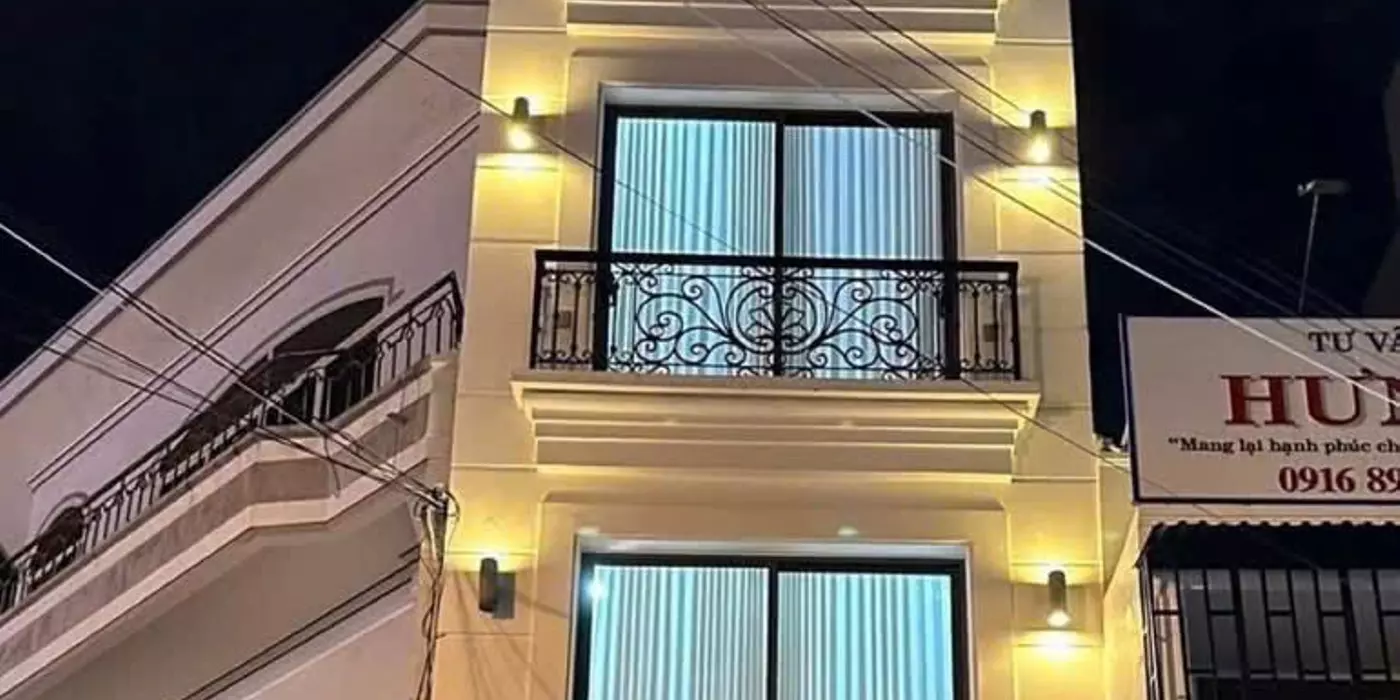 CHÍNH CHỦ BÁN GẤP NHÀ MẶT TIỀN PHÙ ĐỔNG TP NHA TRANG - 5 TẦNG + ST = 115M2 SD - 3PN - 1PT - NHÀ