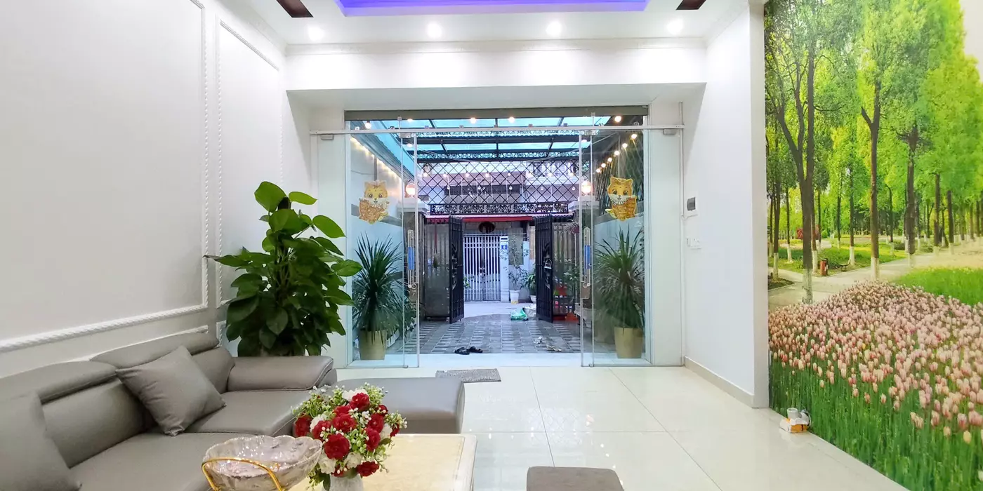 Bán Nhà đep Đà NẴNG sân cổng riênng ô tô ngủ trong nhà full nội thất