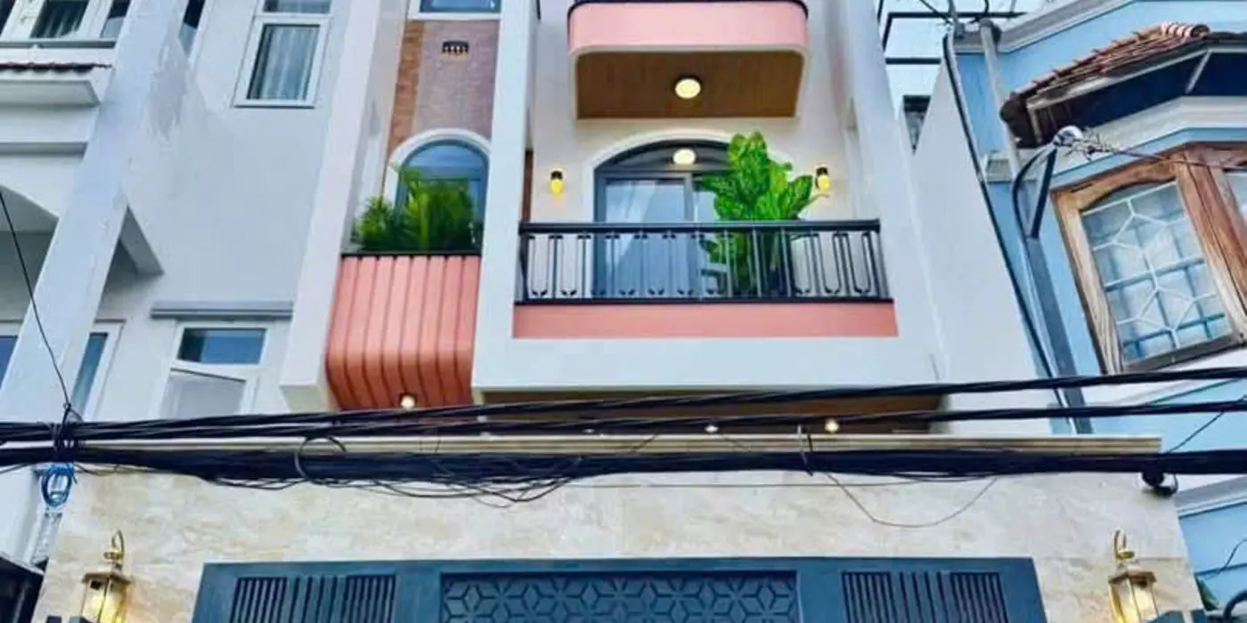 Bán Nhà Mới Xây 5 Tầng Giáp Tân Phú Hẻm ô tô 7 Chổ DT gần 60m2 Giá 7,6 Tỷ TL