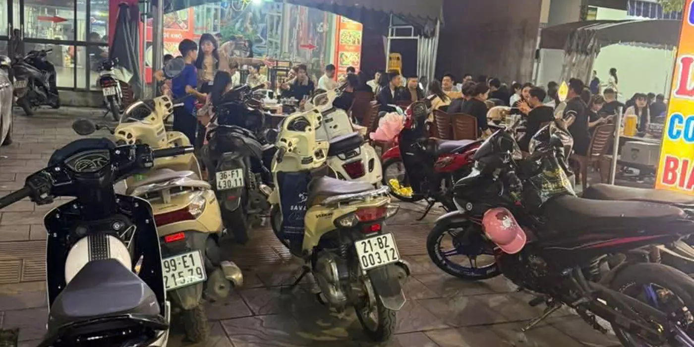 Sang nhượng mặt bằng tại  237 Đàm Văn Lễ, Lãm Làng ( cách công viên 300m)