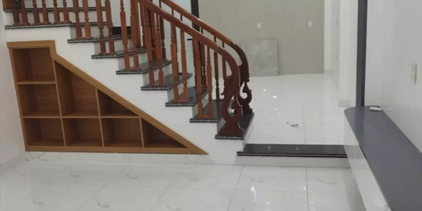 BÁN NHÀ 3 TẦNG ĐỘC LẬP – SÁT TRỤC BÙI VIỆN – GIÁ 2,45 TỶ