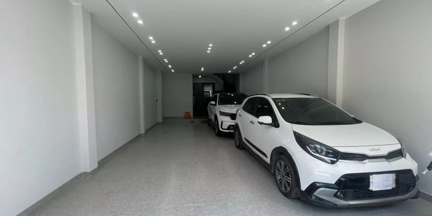 Bán nhà Lâm Du 83m 8 tầng MT5.4m ô tô kinh doanh giá 29 tỷ