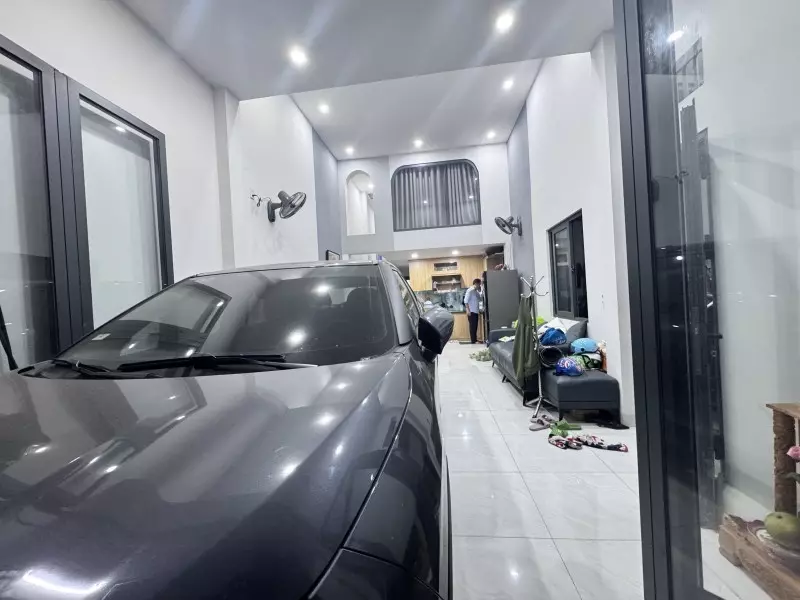 Bán nhà  đường Đình Phong Phú, Tăng Nhơn Phú B, Q9, TP HCM. DT 84m2, 2 tầng. Giá 6.55  tỷ.