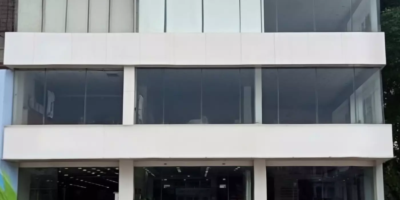 Cho thuê nhà, Chùa Láng, Nguyễn Chí Thanh, Đống Đa, 172m2x 3T -55 tr