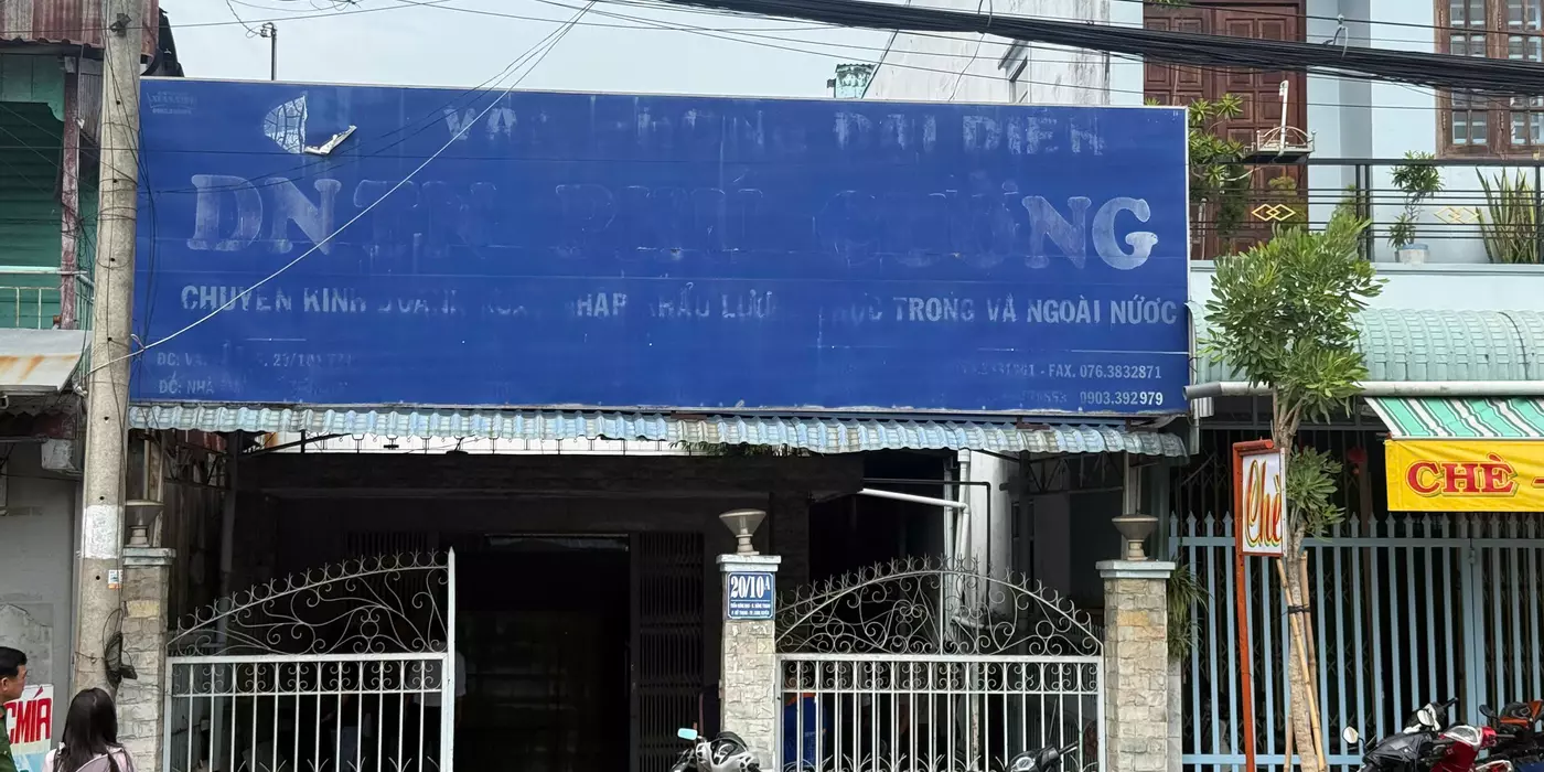Bán nhà mặt tiền đường Trần Hưng Đạo 300m2, ngang 7m, Mỹ Thới , Long Xuyên ,An Giang