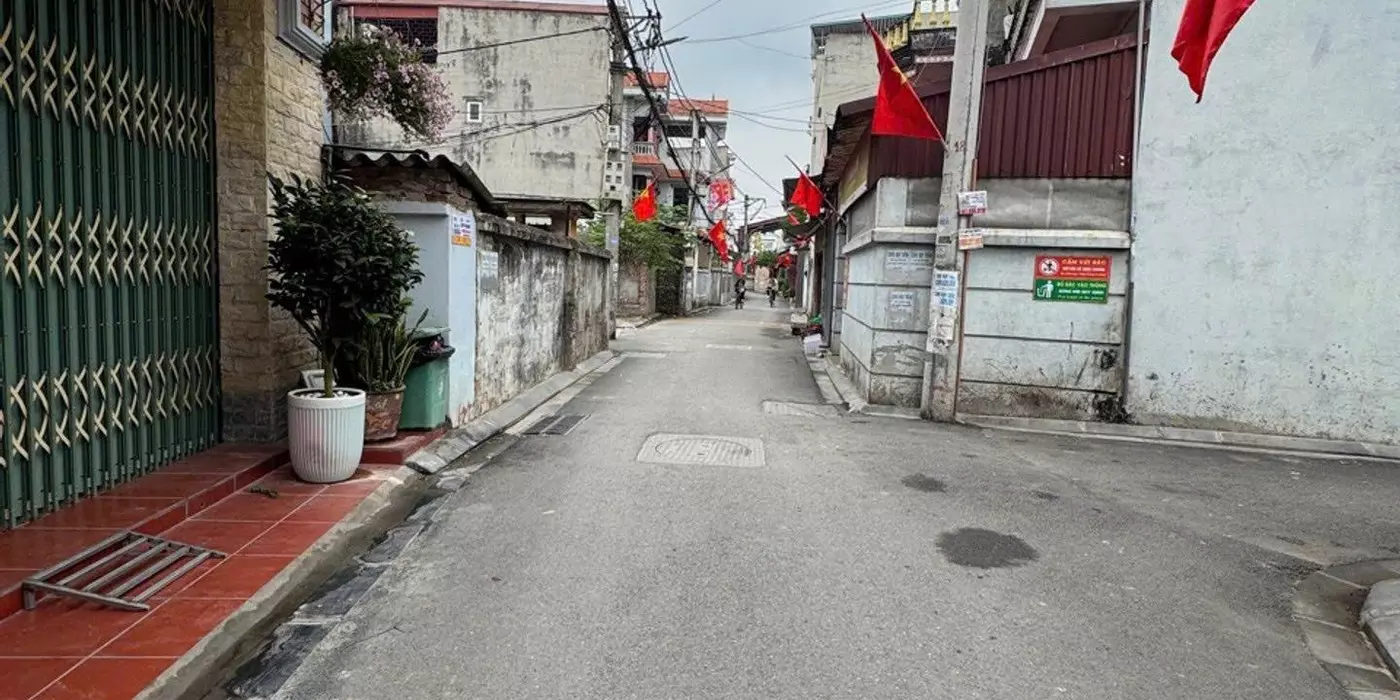 ĐẤT ĐẸP MAI LÂM- MẶT TIỀN THÊNH THANG- 1 NHÀ RA Ô TÔ TRÁNH- 86M - 5.6 TỶ
