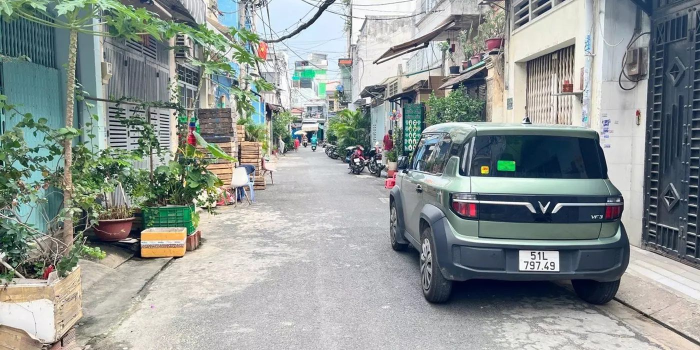 BÁN NHÀ LÊ NGÃ MỚI ĐẸP TÂN PHÚ- HXH TRÁNH NHAU  -3 TẦNG  - 55M2 -8.6 TỶ