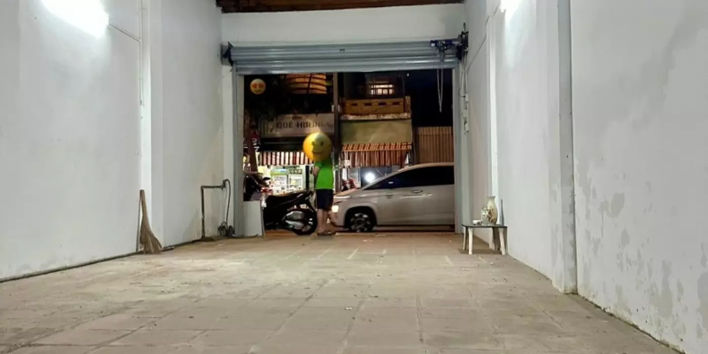 Bán nhà Mặt tiền Nguyễn Kiệm, gần Phan Đăng Lưu, 4,1x24m, 2 tầng cũ, 1 đời chủ, 15,9 tỷ.