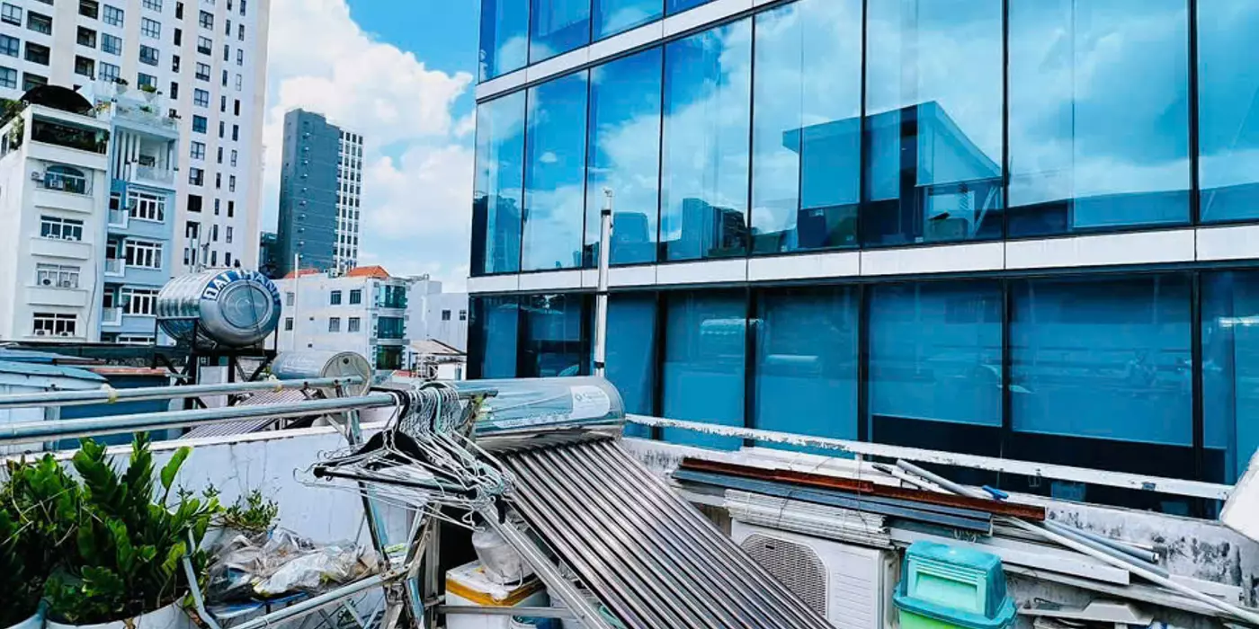 Bán nhà mới xây dựng Sát mặt tiền Q4 cạnh Q1 
KHU PHỨC HỢP - 5 TẦNG - 98M2 
- BỀ NGANG 6.2 M có