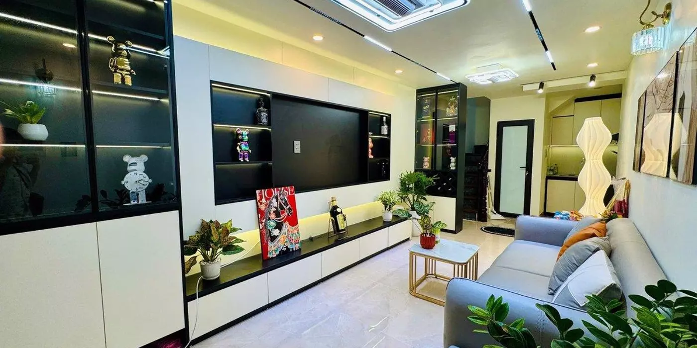 NHÀ 30M - TRUNG TÂM QUẬN HAI BÀ TRƯNG- SÁT PHỐ CỔ - CHỈ 150M RA MẶT PHỐ TRẦN KHÁT CHÂN - 5 TẦNG 3
