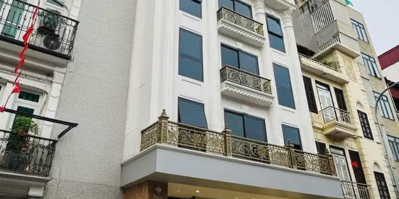 Cho thuê nhà, 113m2_ 5T; Huỳnh Thúc Kháng, Nguyên Hồng, Đống Đa -38 tr