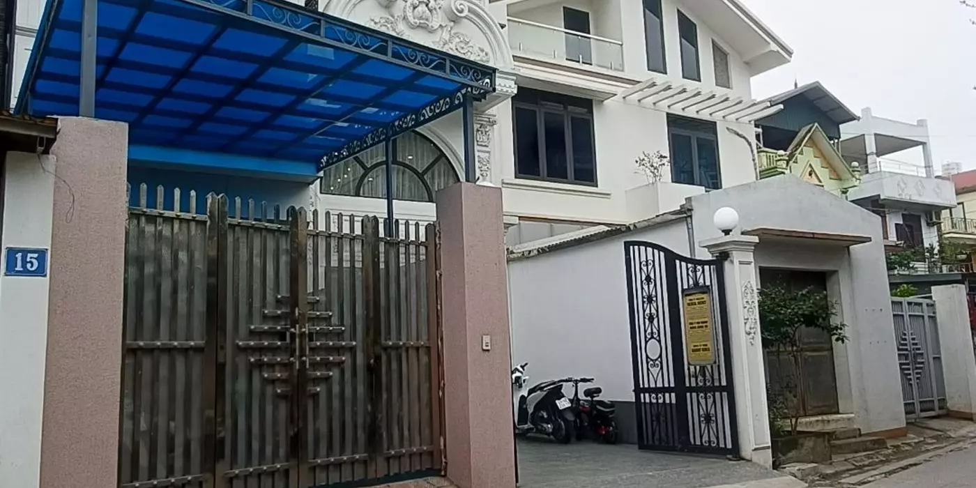 Sẵn căn nhà để không Lâm Du Long Biên 10 tỷ 60m ngõ ô tô