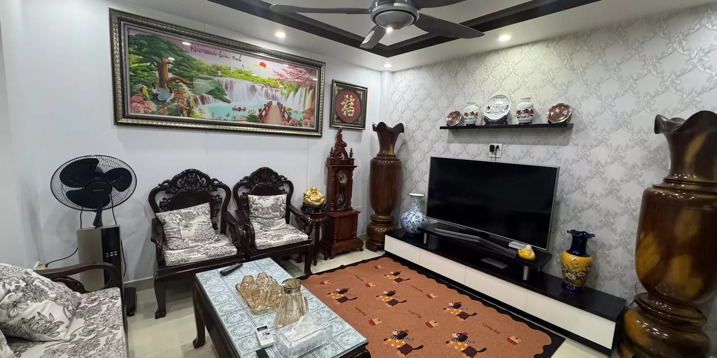 NHÀ TĐC SAO SÁNG – GARA Ô TÔ – ĐƯỜNG 12M – CHỈ 5,7 TỶ