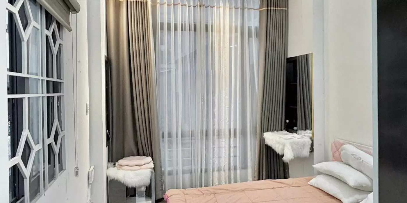 Cho Thuê Nhà Quận 1 - 4 Tầng - 2 PN - 14 Triệu