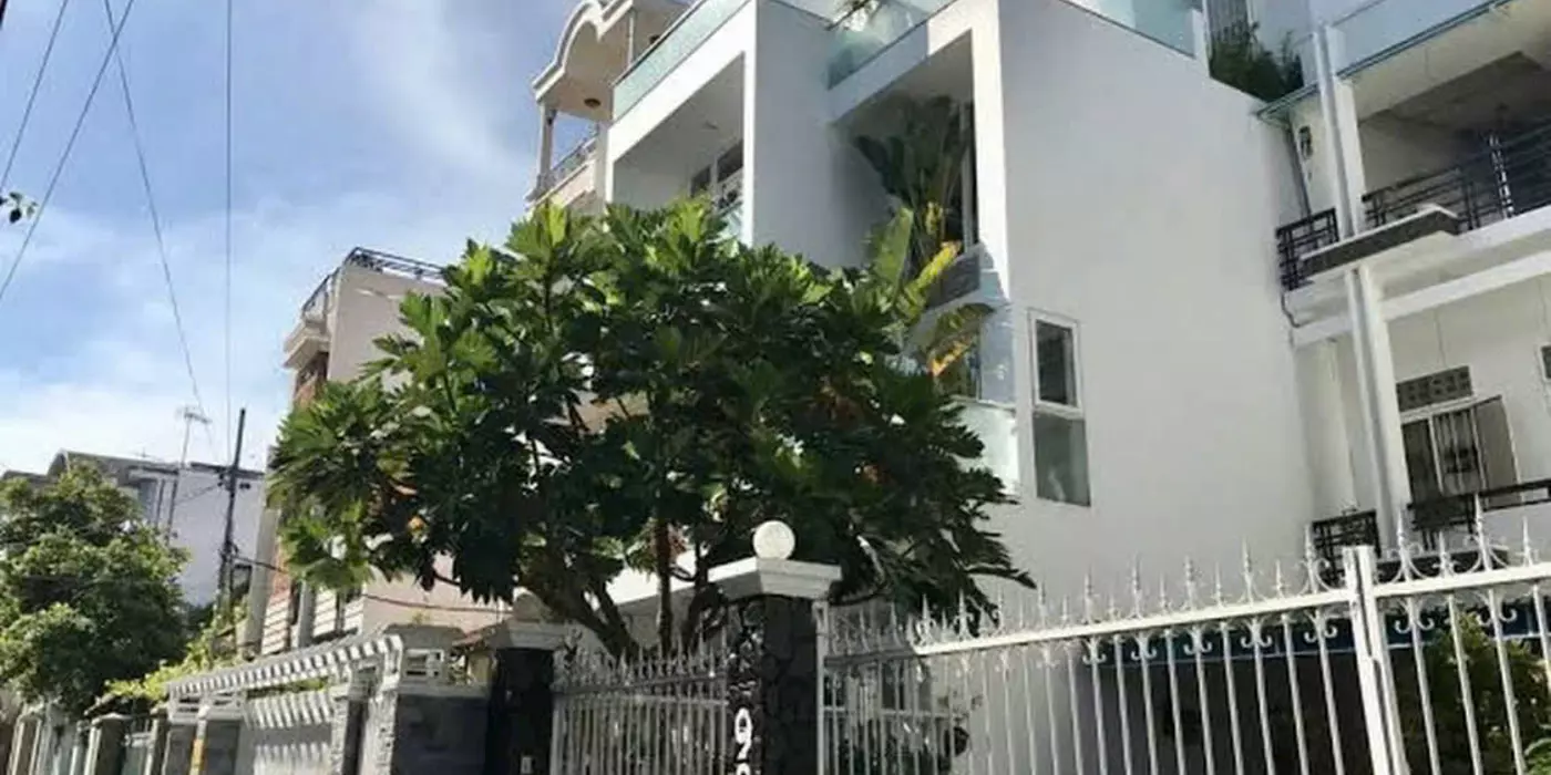 Bán Nhà kiểu Biệt thự mini TTTP NHA TRANG
- Diện tích : 127m2 (dt công nhận 73m2).diện tích sàn