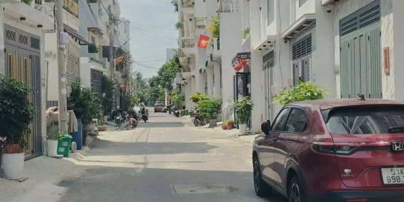 GIÁ CHỈ 6,49 TỶ – NHÀ 4 TẦNG ĐẸP LONG LANH, CÁCH NGUYỄN ẢNH THỦ CHỈ 200M