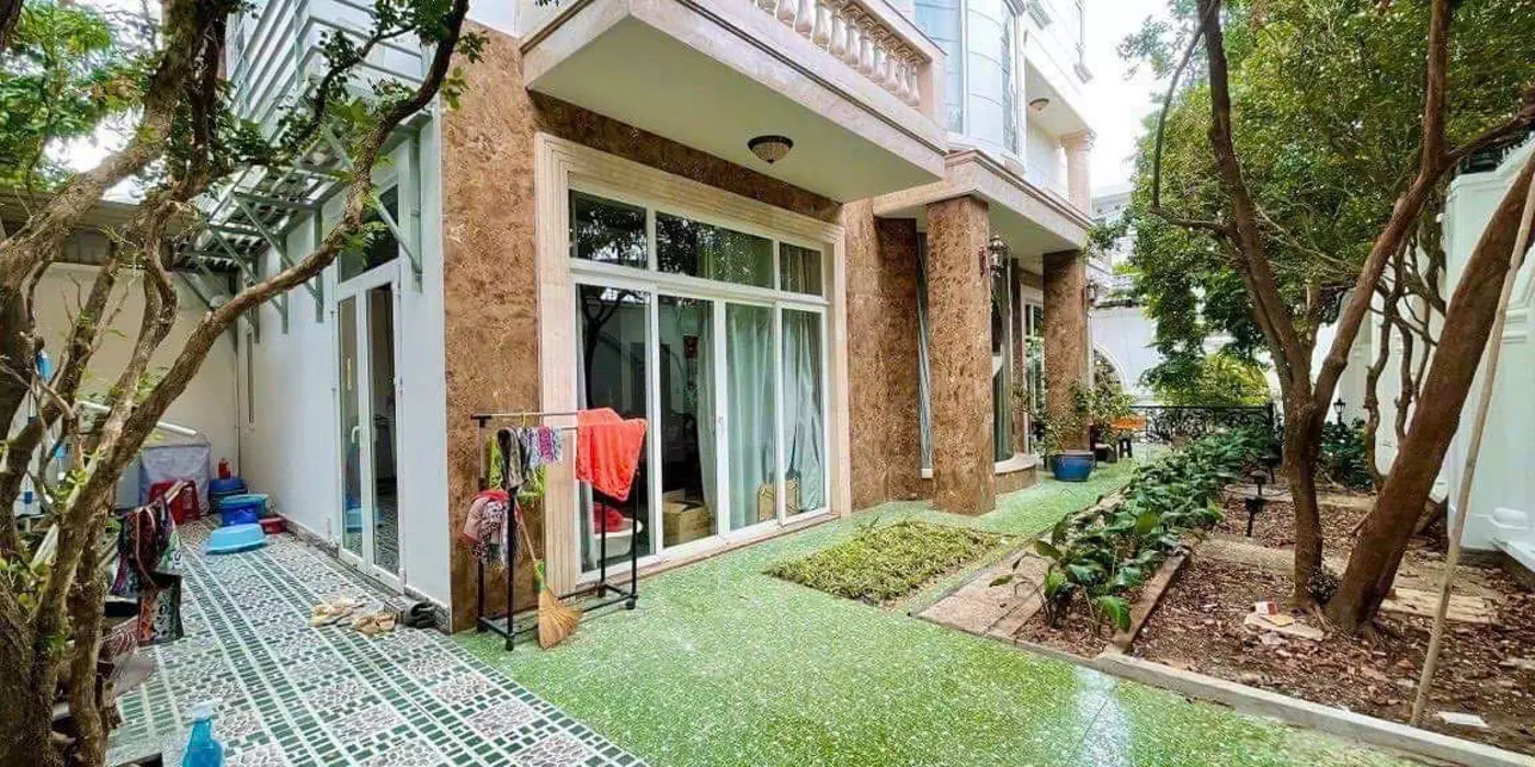 Biệt thự sân vườn hồ bơi ven sông sài Gòn - Khu Hiệp Bình Chánh, gần Gigamall - 204m² - chỉ 34.8 tỷ