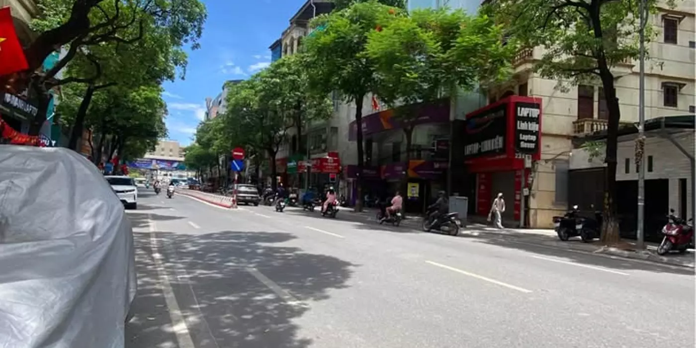 SIÊU PHẨM MẶT PHỐ LÊ THANH NGHỊ KINH DOANH SẦM UẤT