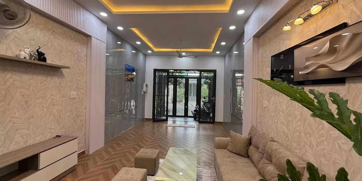 Bán MT KDC Bình Hưng giáp bx quận 8  – 72m² – 3 Tầng – Full Nội Thất – 9,8 Tỷ TL-0948769331