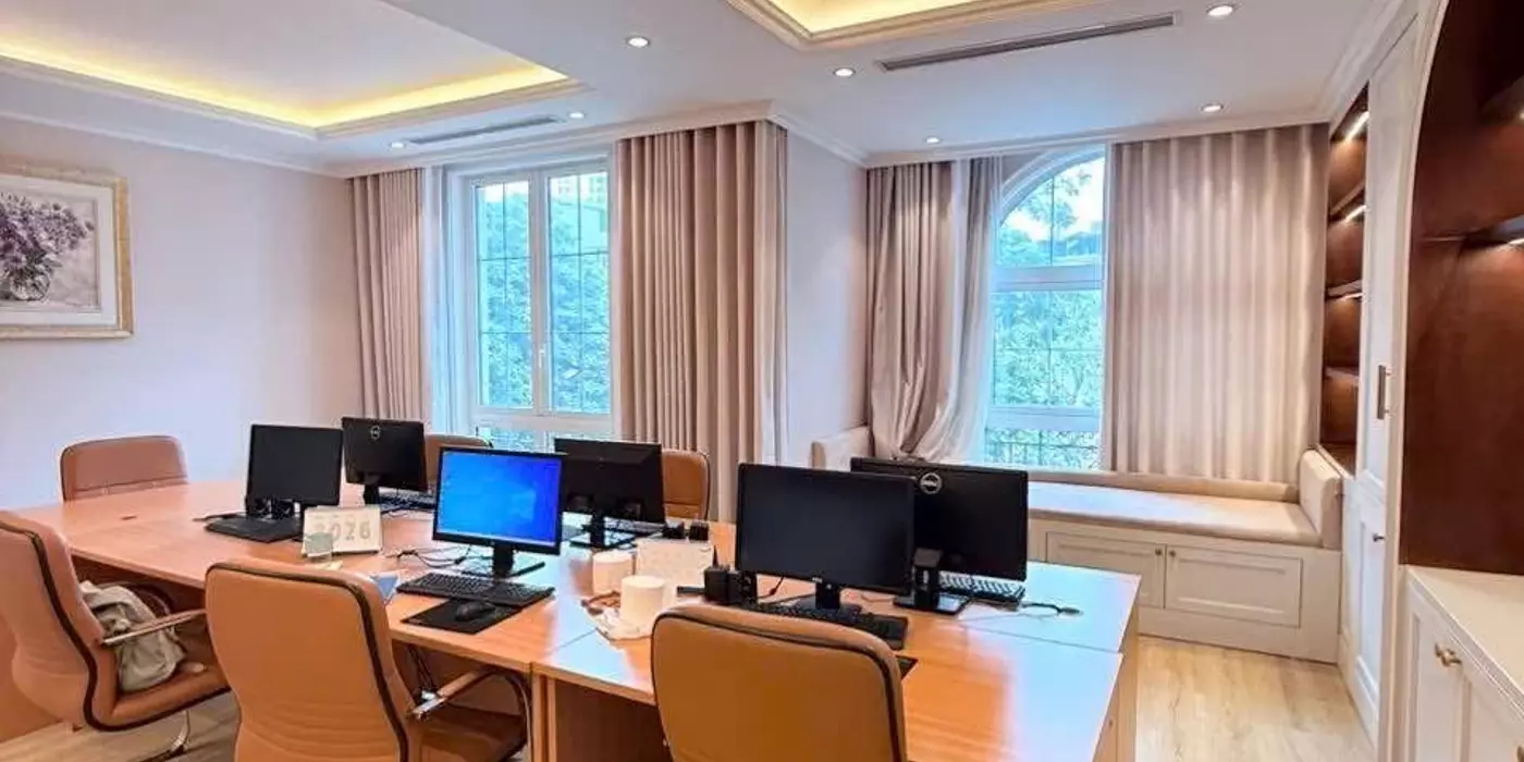 HOÀNG CẦU 72M² - MT 7M - Ô TÔ TRÁNH - VỈA HÈ RỘNG - Ở, KINH DOANH ĐỈNH.