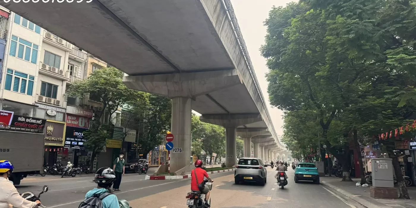 CCMN XUÂN THỦY LÔ GÓC MT 17M – 8 TẦNG THANG MÁY – 30 PHÒNG FULL NỘI THẤT – Ô TÔ VÀO NHÀ