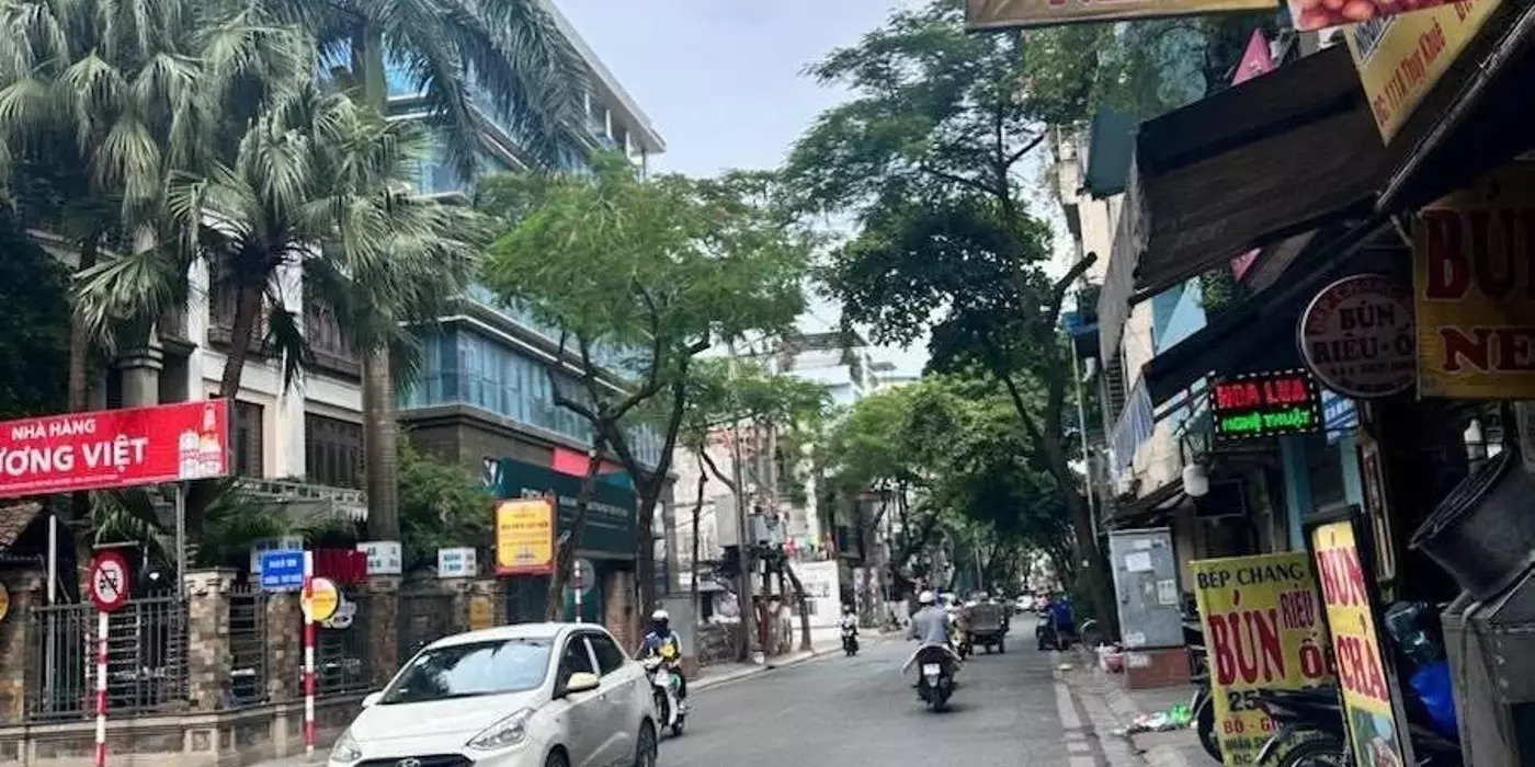 MẶT PHỐ THỤY KHUÊ CĂN GÓC 2 THOÁNG MT 10M – DT 200M2 - DÒNG TIỀN 160 TRIỆU/THÁNG