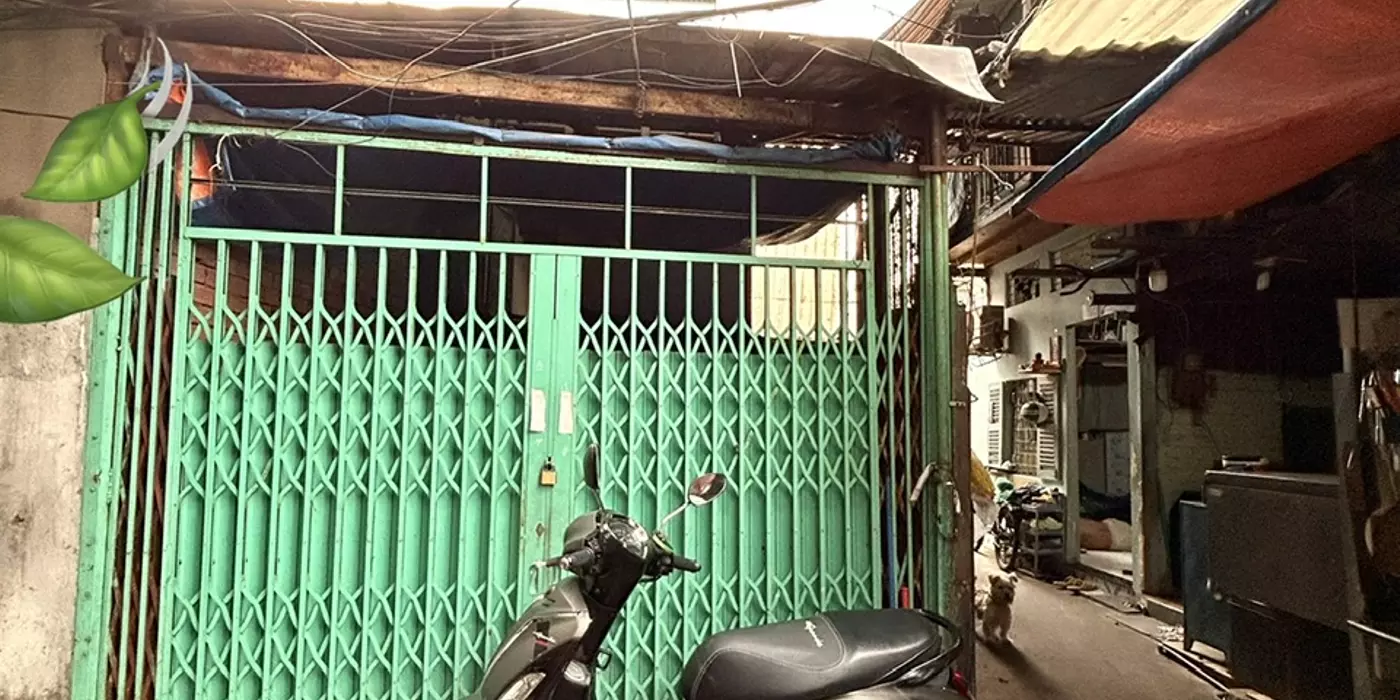 BÁN NHÀ MẶT TIỀN THỤC Đ.TÔN THẤT THUYẾT- XE HƠI ĐẬU CỬA- GẦN NGAY CÔNG VIÊN KHÁNH HỘI- LƯU THÔNG