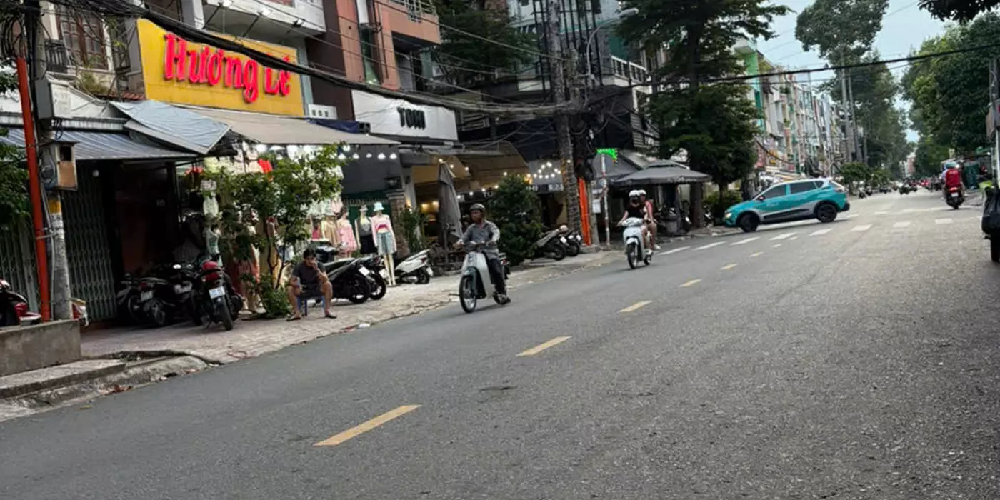 Nhà Mặt Tiền Đất Vàng Tên Lửa Khu Kinh Doanh Buôn Bán Ngày Đêm - Quận Bình Tân - 90M2 - nhỉnh 15
