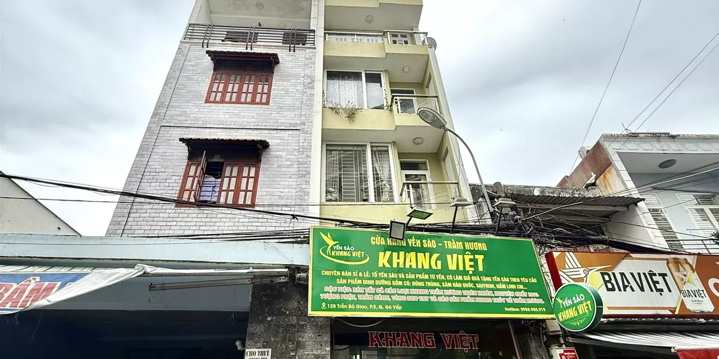 NGAY GẦN DƯƠNG QUẢNG HÀM, MẶT TIỀN KD, DT 56M2, 5 TẦNG CHỈ 9.4 TỶ