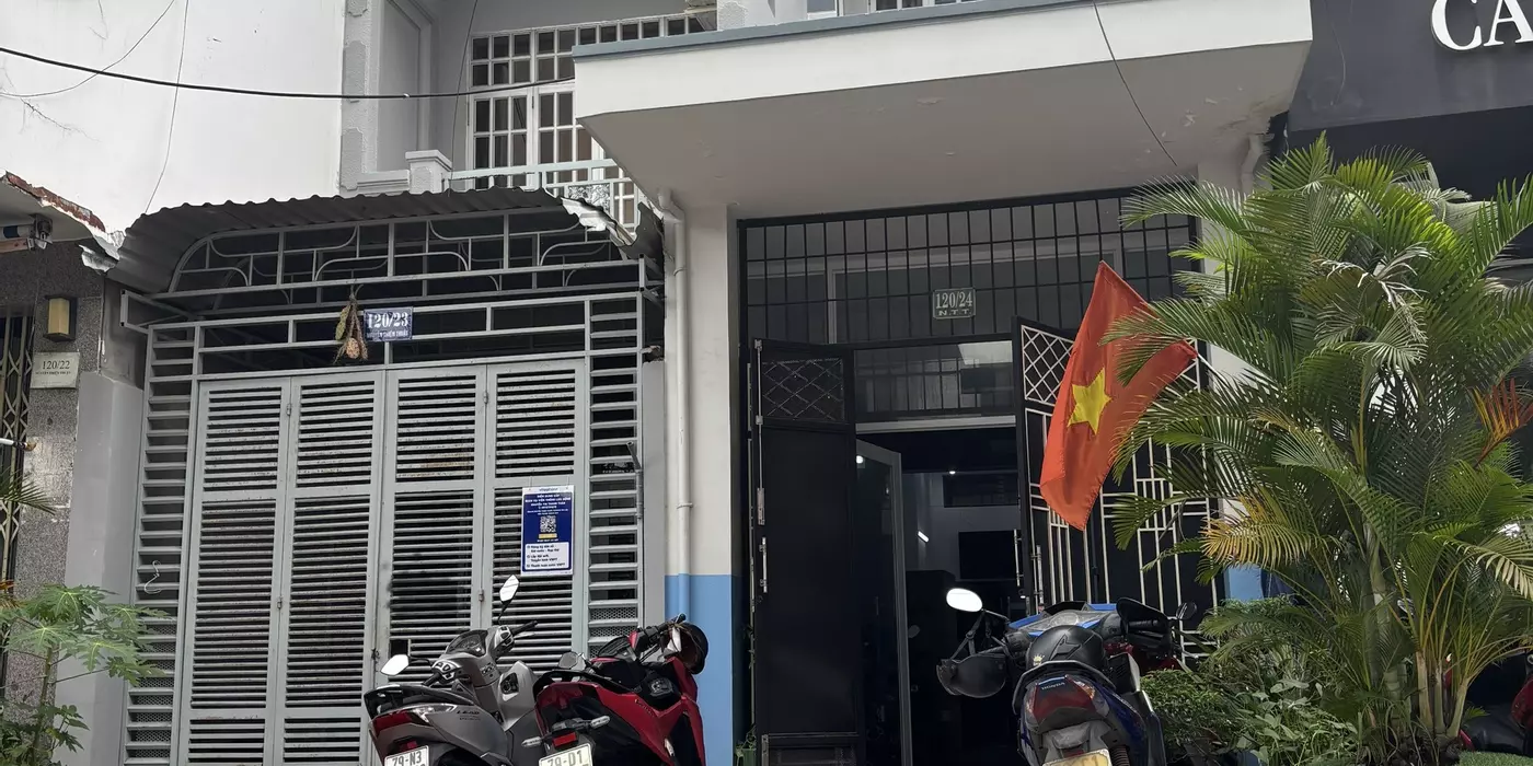 CHO THUÊ NHÀ 3 TẦNG KHU PHỐ TÂY:
Diện tích: 82m2  - Giá thuê : 35 triệu/ tháng - 
Lh : 0905724084