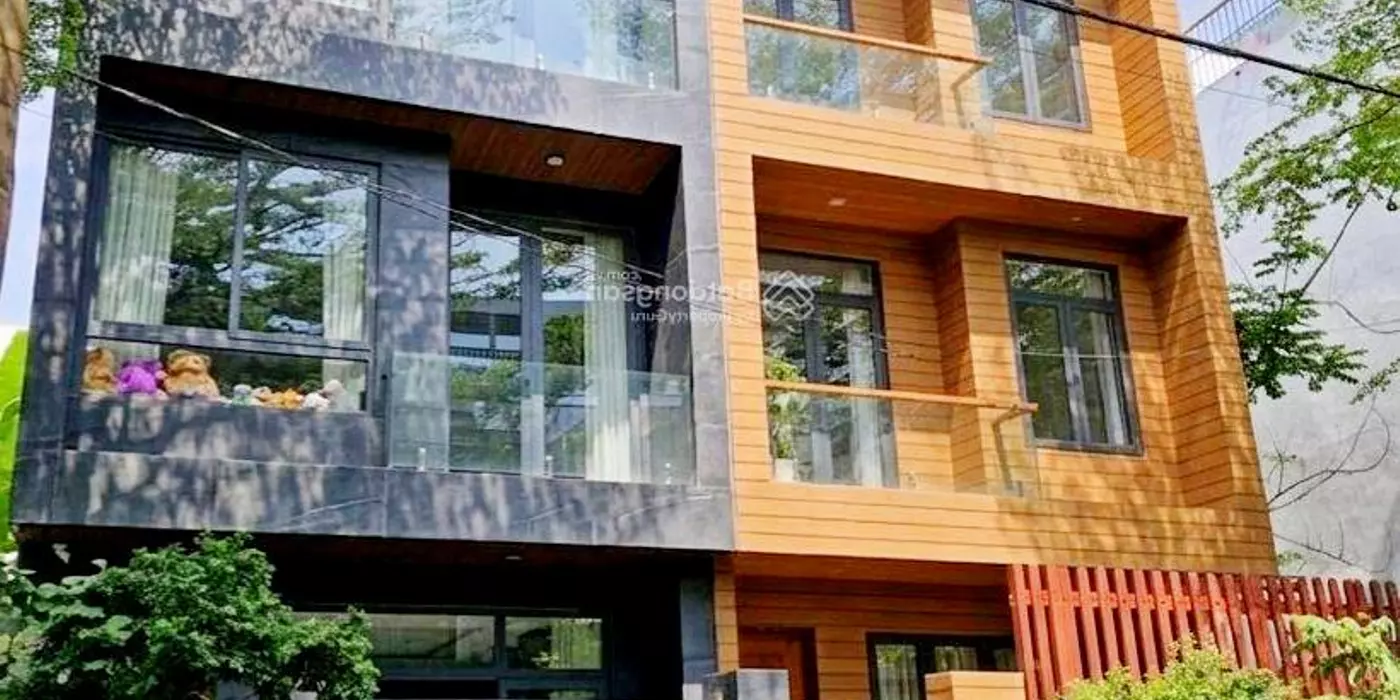 Bán nhà mặt tiền 4 tầng xe hơi khu dân cư Phú Lợi ngang 5m Nội thất lung linh Hoàn công đủ