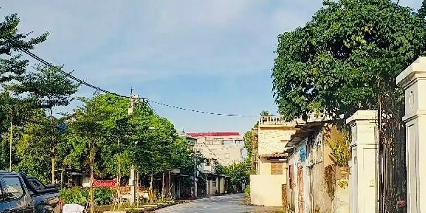 Chủ nhà yêu môn thể thao Vua nên cần sút ngay mảnh đất 100m tại Ỷ Lan với giá nhỉnh 7 tỷ. Ô tô tải