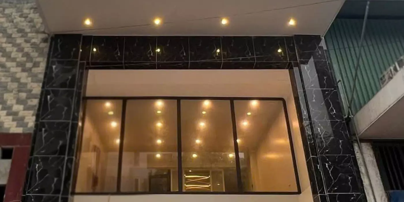 Cho thuê nhà, THANG MÁY, 82m2- 5T, Nguyễn Tuân, Vũ Trọng Phụng -31 tr