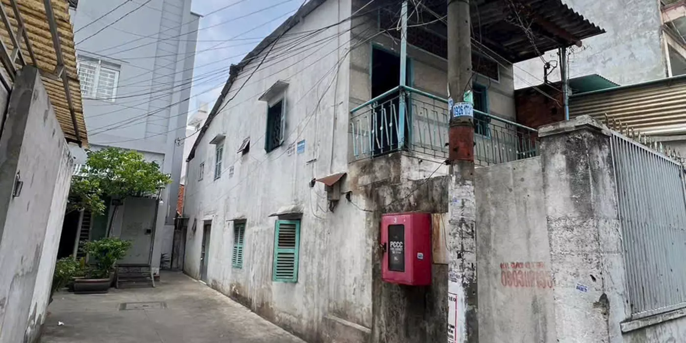 BÁN NHÀ HẺM OTO TRẦN BÌNH TRỌNG TÂN PHÚ