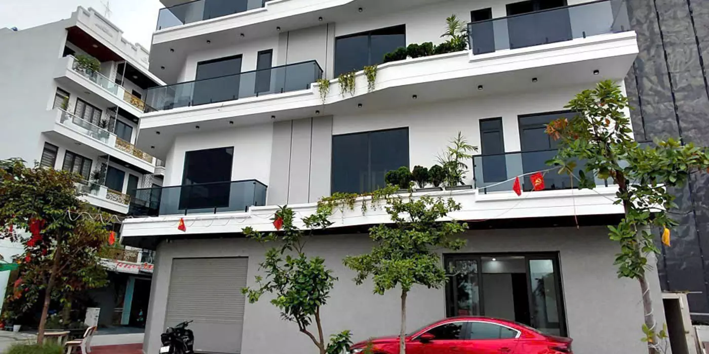 Nhà tái định cư A51 Hồ Sen lô góc 2 mặt tiền cực thoáng