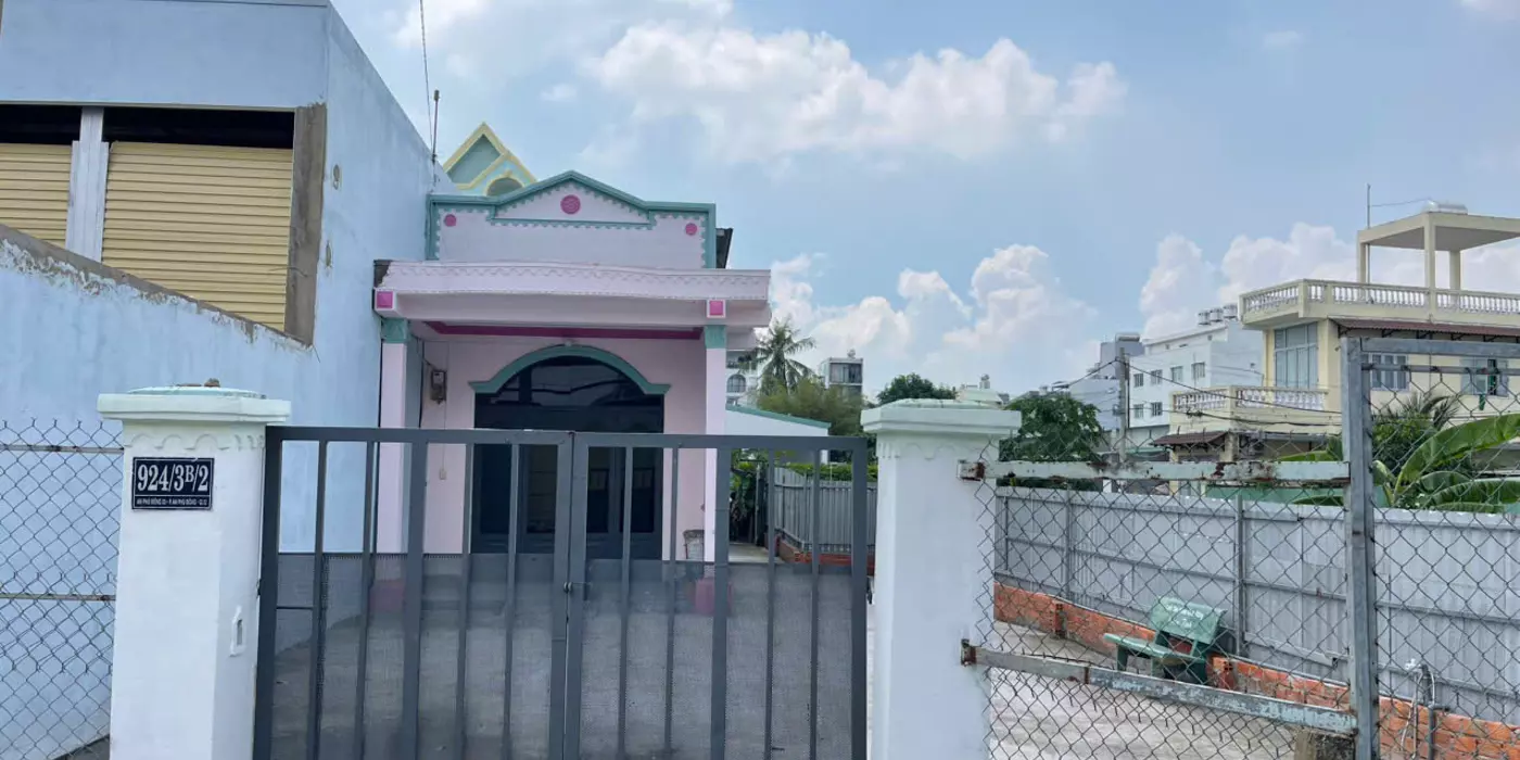 Quận 12 ! NHÀ CHÍNH CHỦ 2 MT , MT AN PHÚ ĐÔNG 03 + MT HẺM HÔNG 5m , DTSD : 250 m2 ( Ngang 7,7m x