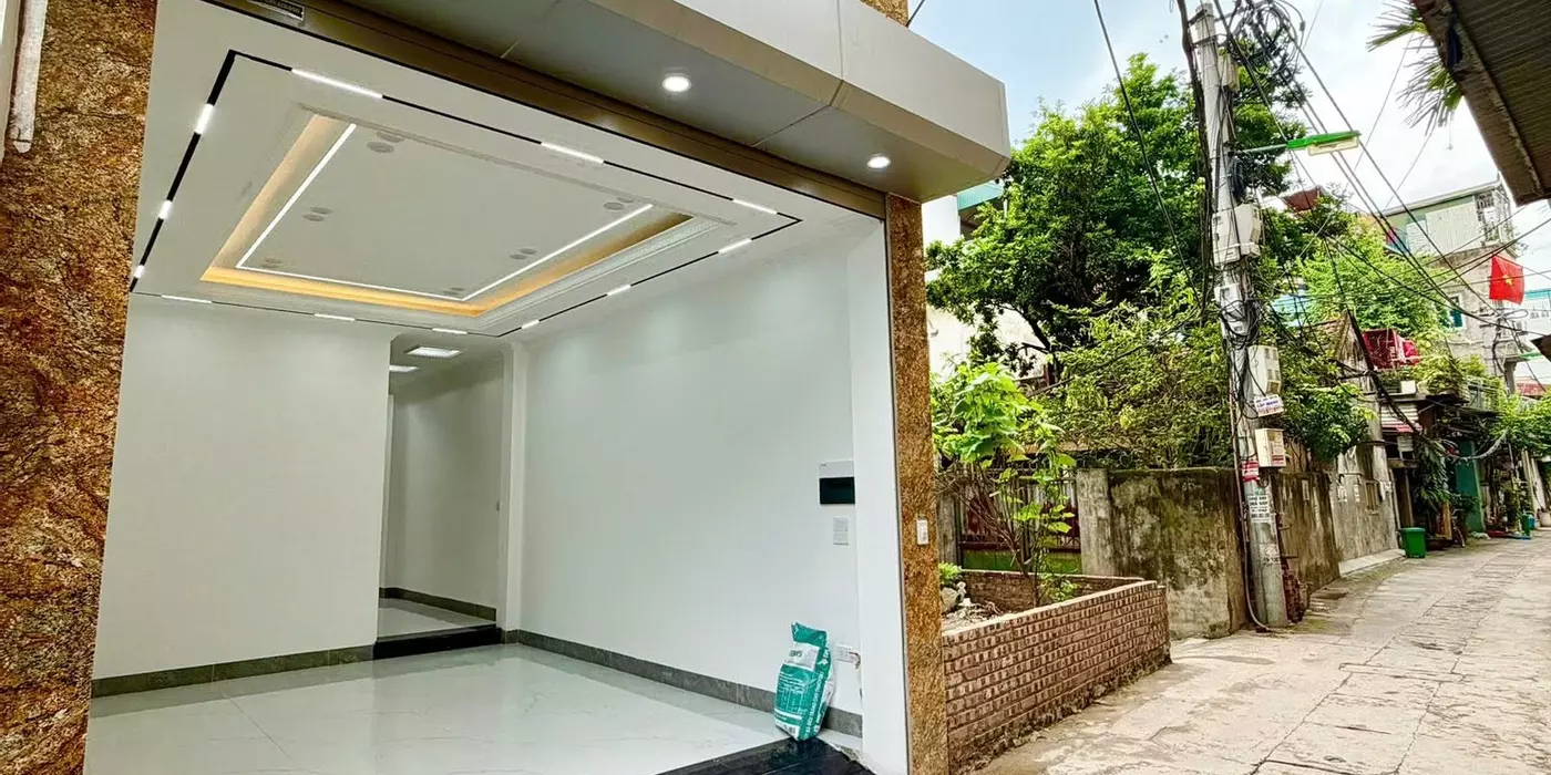 Tư Đình Long Biên 9 tỷ 55m ngõ ô tô,gần phố,sổ đỏ vuông cần bán nhanh